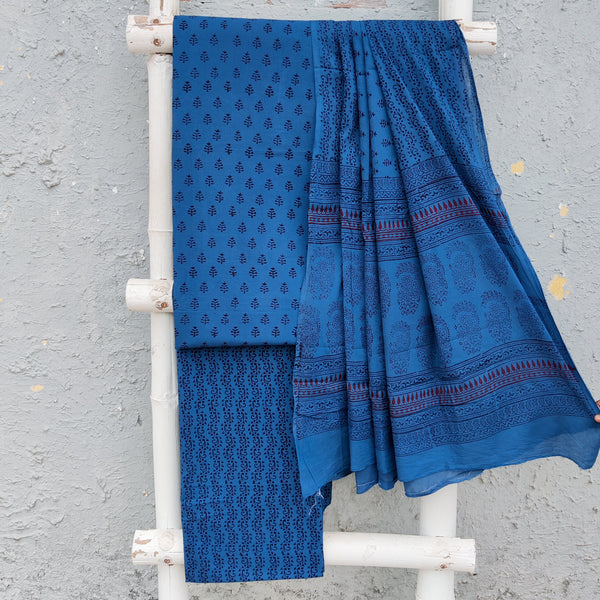 BAGH-Pure Cotton Bagh Dark Blue Small leave Motif Top And Dark Blue With Black Flower Creeper Bottom And Cotton Dupatta Everyday Wear Suit