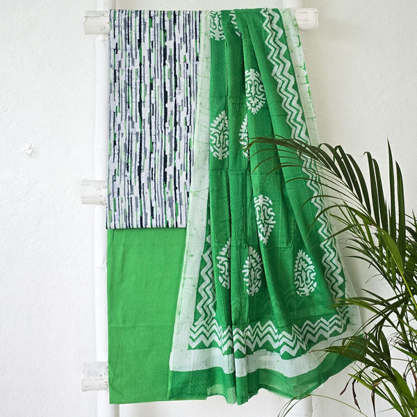 BHAVYA-Pure Cotton Kaatha Green And White Top And Pure Cotton Plain  Bottom And  Cotton Dupatta Suit