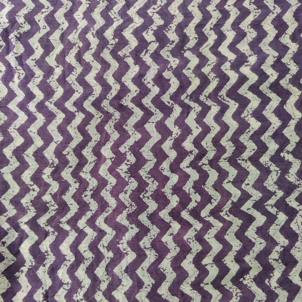 ( Pre-Cut 1.85 Meter ) Muslin Wild Purple With Beautiful Cream Zig Zag Fabric