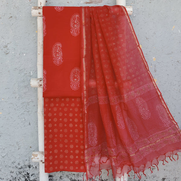 NAMRATA-Pure Cotton Dabu Red Plain With White Big Kairi Motif Top And Cotton Bottom And Golden Dots Design Kota Dori Dupatta