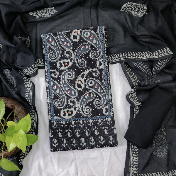 PARI-Pure Cotton Black With White Intricate Design Yoke Top And Black Plain Bottom And Cotton Dupatta Suit