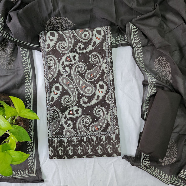 PARI-Pure Cotton Grey With White Intricate Design Yoke Top And Grey Plain Bottom And Cotton Dupatta Suit