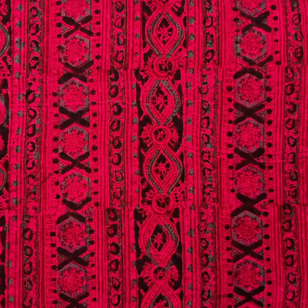 ( PRE-CUT 1.30 METER ) Pure Cotton Kalamkari Doby Black With Pink Border Intricate Design Hand Block Print Fabric