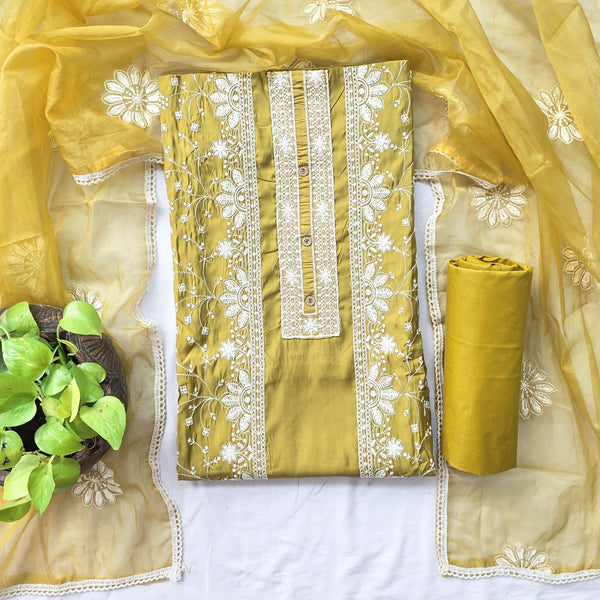 RANISA- Cotton Silk Green With White Embroiderey Design Top And Cotton Silk Green Bottom And Organza Dupatta