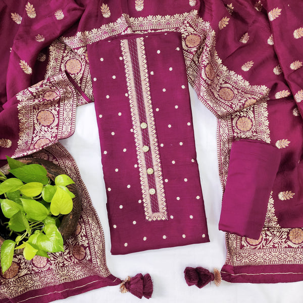 RANISA- Purple Dola Silk Brocade With Neck Design Top And Cotton Purple Bottom And Brocade Dupatta