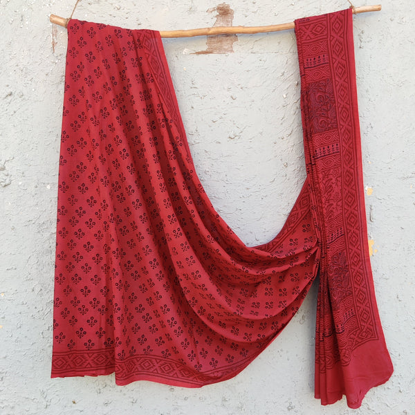 TARA-Pure Cotton  Bagh Red And Black Hand Block Printed Saree