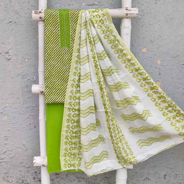 AKRUTI - Pure Cotton Green Laheriya Screen Printed Top With Plain Bottom And A Printed Cotton Dupatta