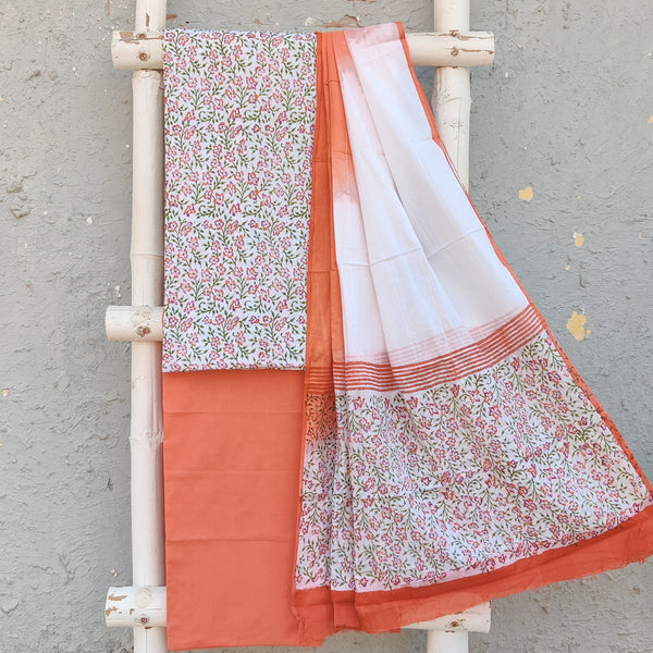 MRIDHINI - Pure Cotton Jacqurd Printed Top With Plain Bottom And A Pure Cotton Mul Jacqurd Dupatta Orange