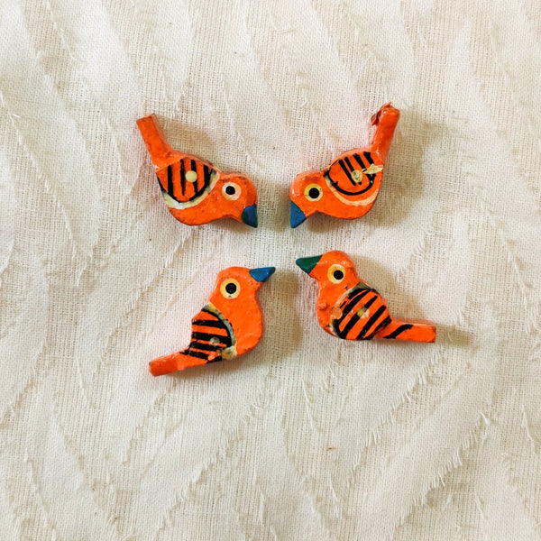 Pack Of 5 Orange Birdie Buttons