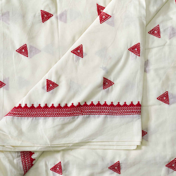 ( Pre-Cut 1.10 Meter )Pure Cotton Cream With Red Triangle In A Triangle Embroidered Fabric With A Border