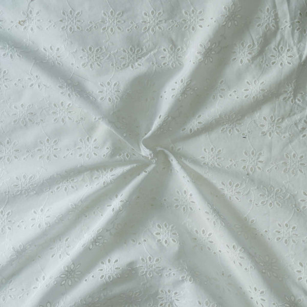 Width 58 Inches Pure Cotton Hakoba White With Eight Petal Flowers Jaal Fabric