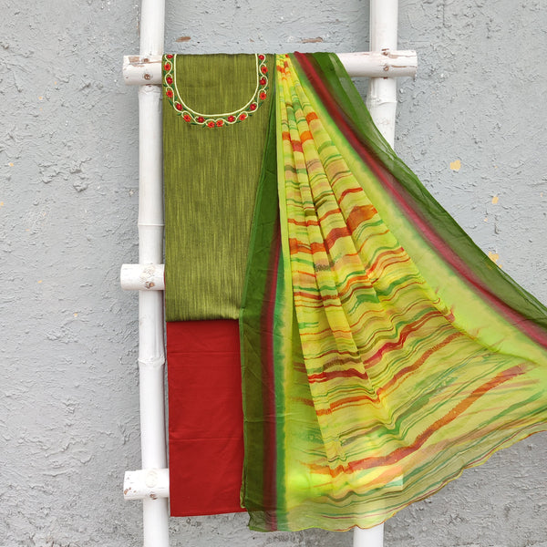 SRIDHA - Textured Rayon Embroidered Green Top With Maroon Cotton Bottom And A Chiffon Dupatta